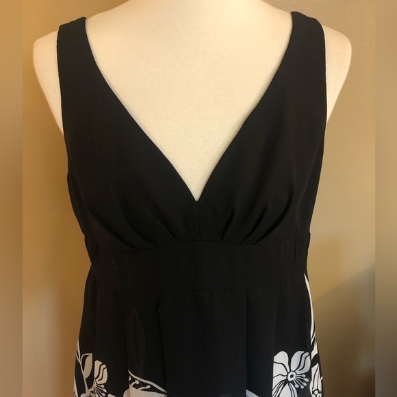 Floral Dress by Essentials by ABS - Picture 7 of 10